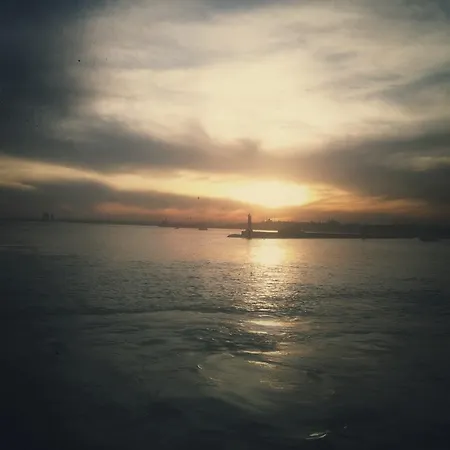 Galataport Yachting ספינת מלון